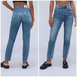 Everlane Cheeky Fit Straight leg jeans medium blue size 29
